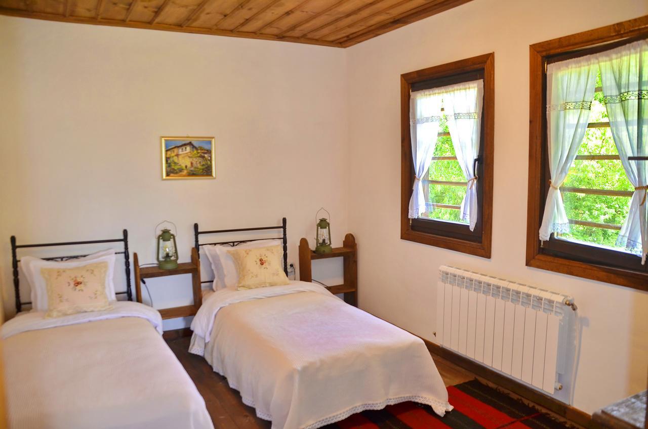 Kalinia Guesthouse B&B Kovacsevica Kültér fotó