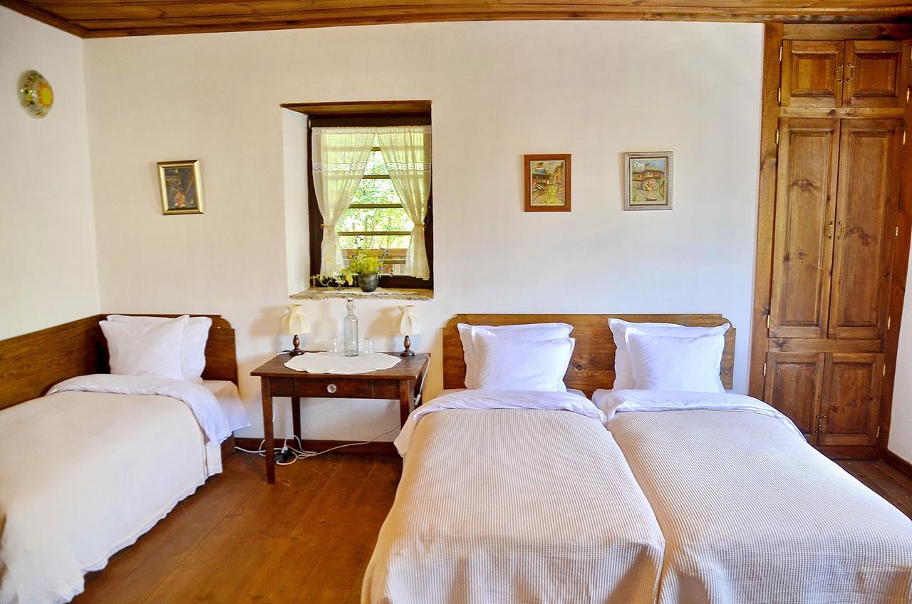 Kalinia Guesthouse B&B Kovacsevica Kültér fotó